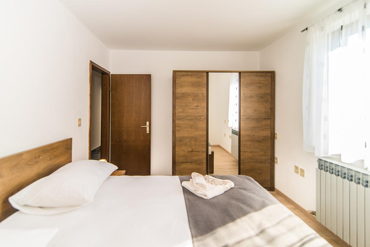 Apartments Dino Poreč Exteriér fotografie