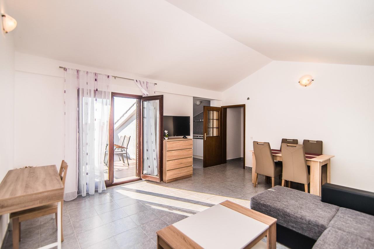 Apartments Dino Poreč Exteriér fotografie