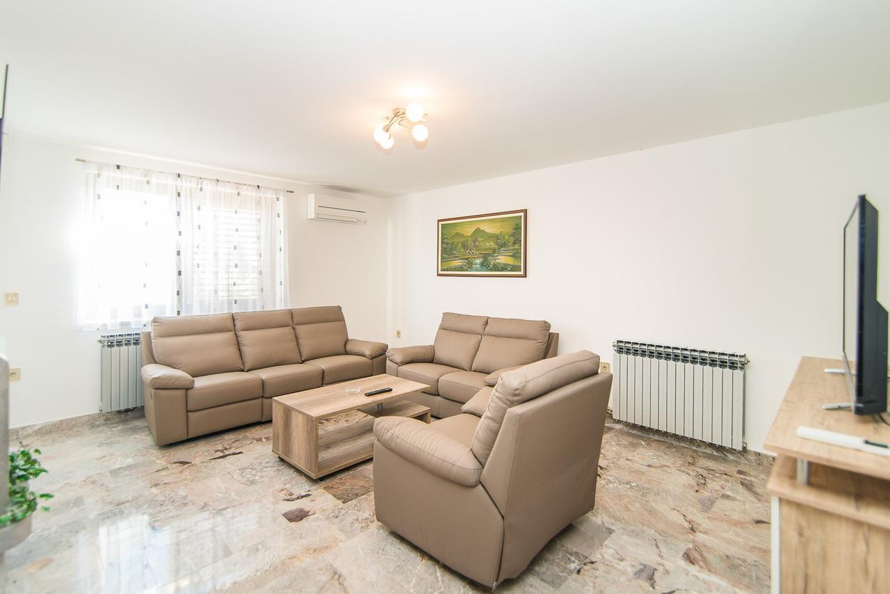 Apartments Dino Poreč Exteriér fotografie