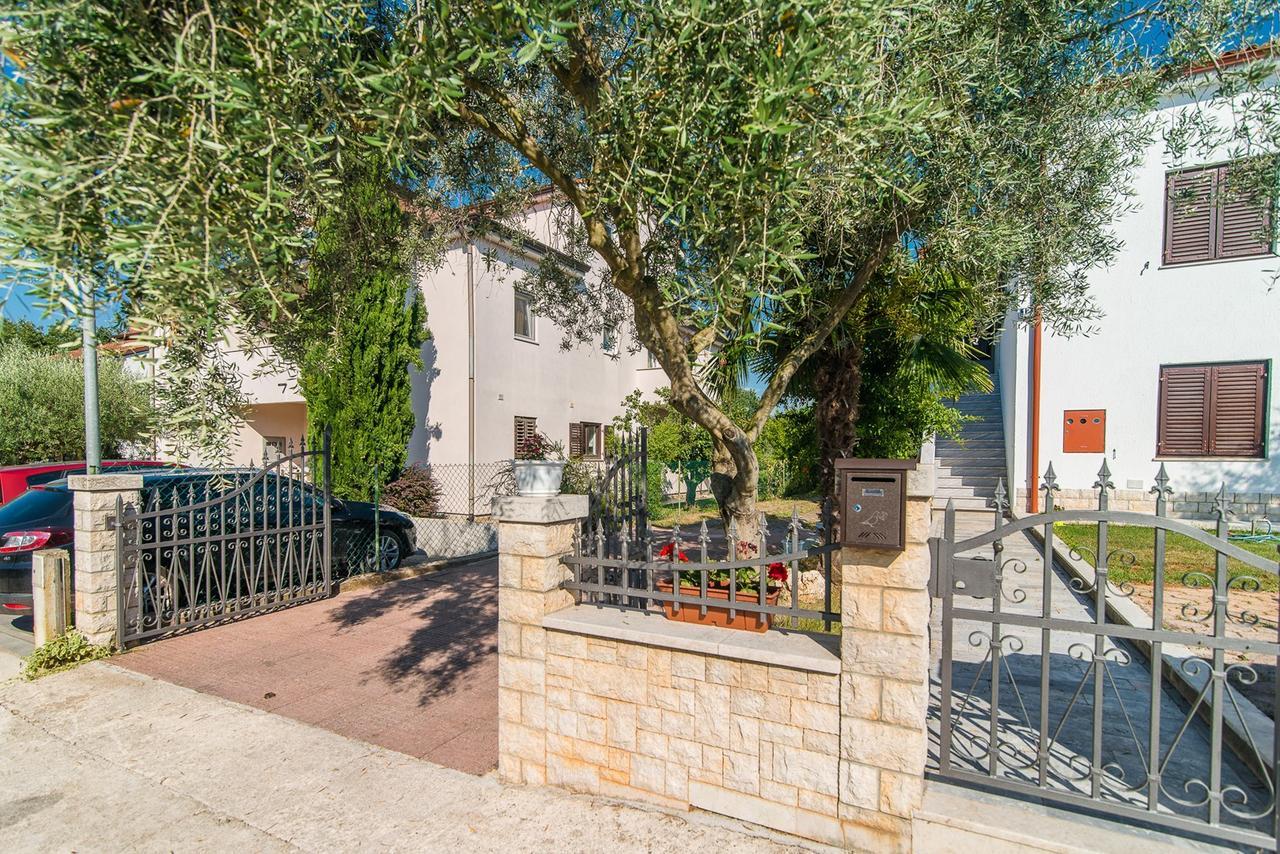 Apartments Dino Poreč Exteriér fotografie